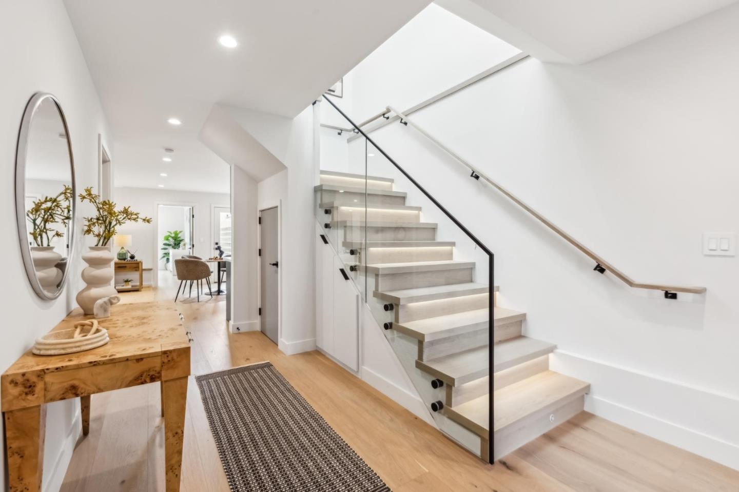 Detail Gallery Image 38 of 126 For 2250 44th Ave, San Francisco,  CA 94116 - 3 Beds | 3/2 Baths