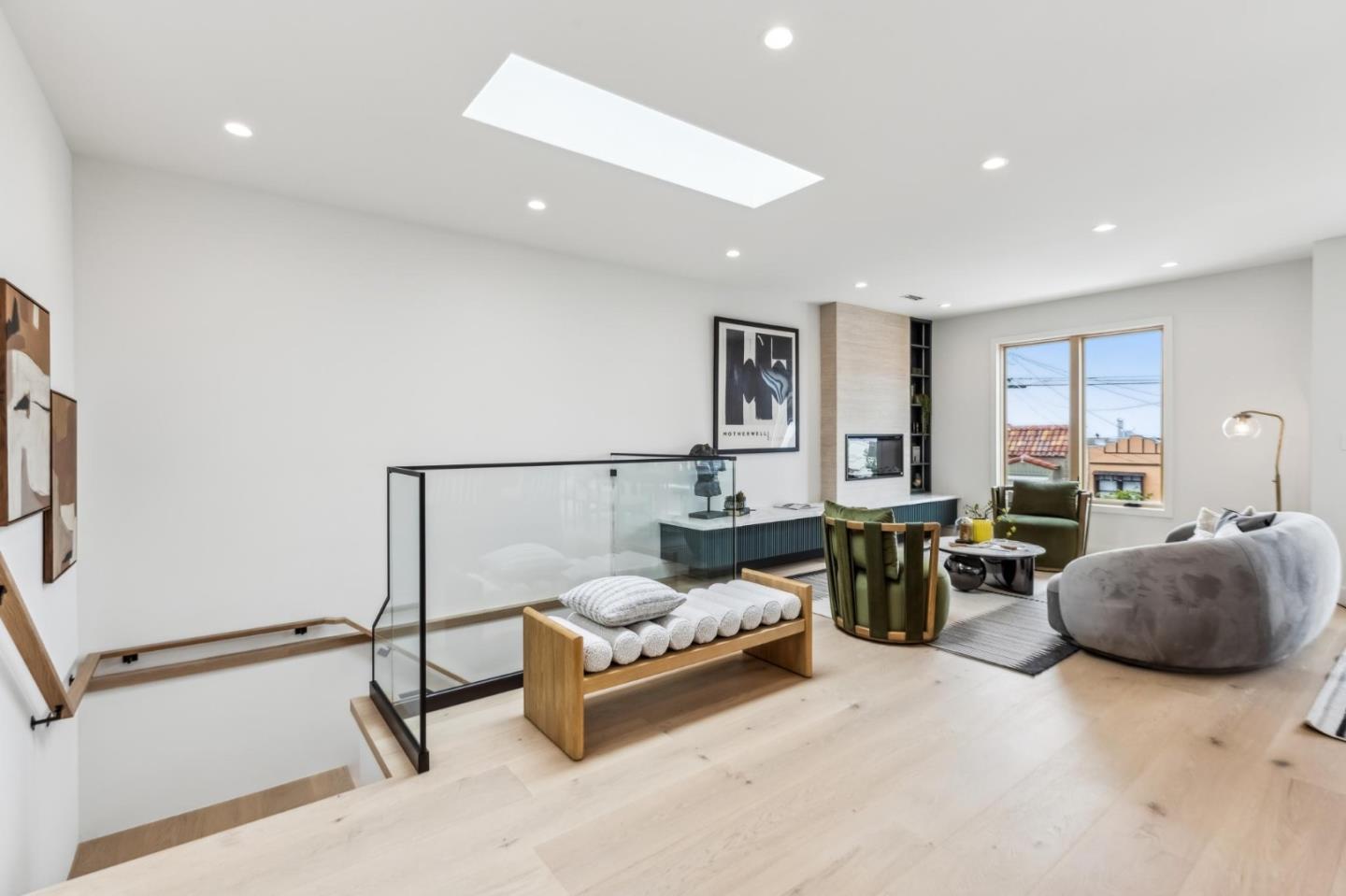 Detail Gallery Image 43 of 126 For 2250 44th Ave, San Francisco,  CA 94116 - 3 Beds | 3/2 Baths