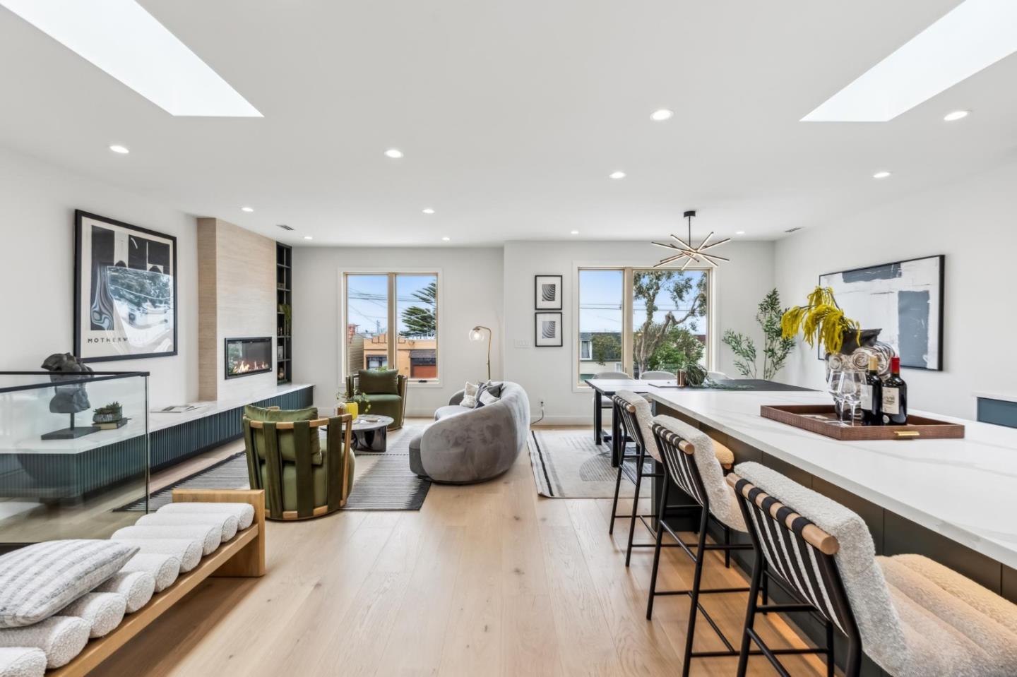 Detail Gallery Image 44 of 126 For 2250 44th Ave, San Francisco,  CA 94116 - 3 Beds | 3/2 Baths