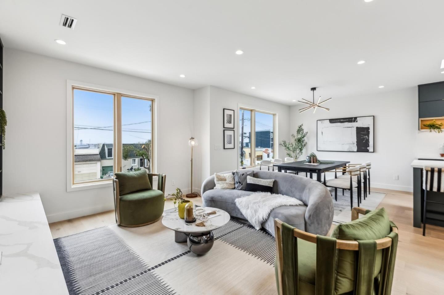 Detail Gallery Image 52 of 126 For 2250 44th Ave, San Francisco,  CA 94116 - 3 Beds | 3/2 Baths