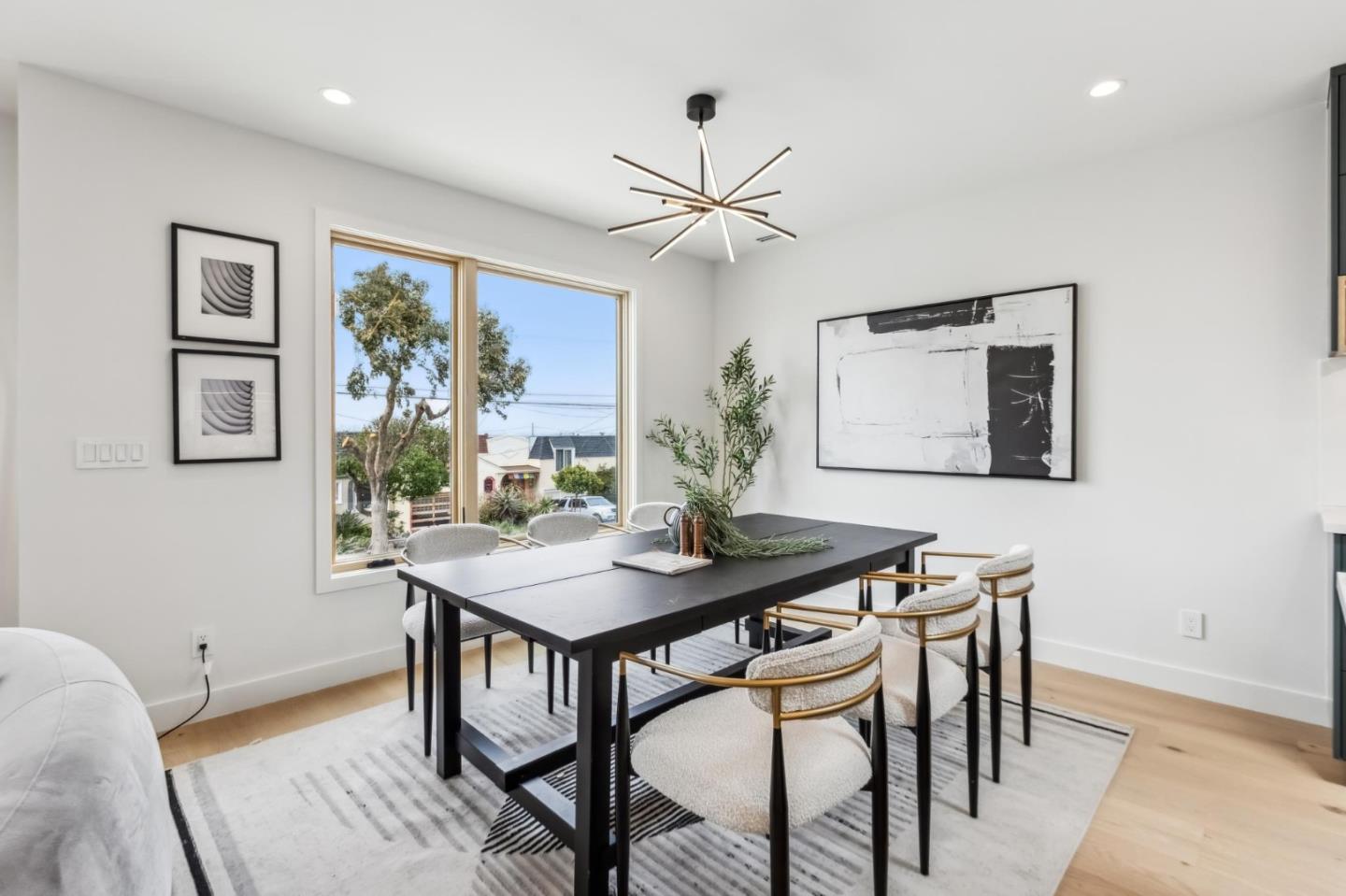 Detail Gallery Image 53 of 126 For 2250 44th Ave, San Francisco,  CA 94116 - 3 Beds | 3/2 Baths