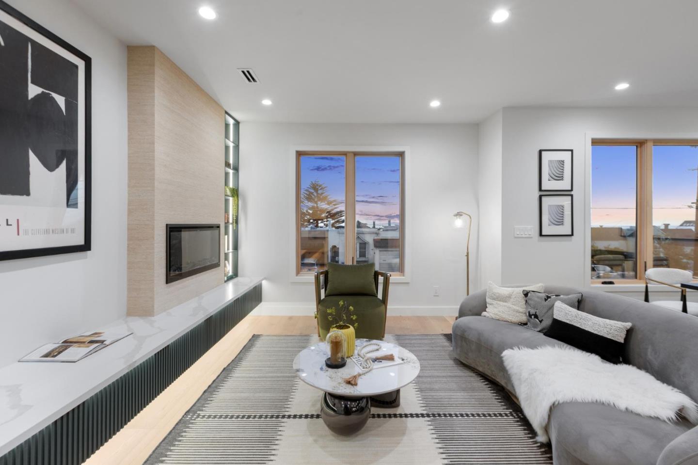 Detail Gallery Image 7 of 126 For 2250 44th Ave, San Francisco,  CA 94116 - 3 Beds | 3/2 Baths