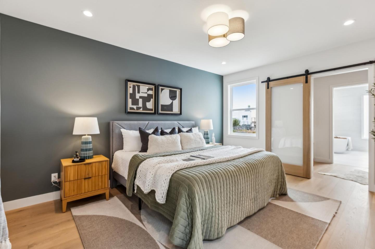 Detail Gallery Image 75 of 126 For 2250 44th Ave, San Francisco,  CA 94116 - 3 Beds | 3/2 Baths