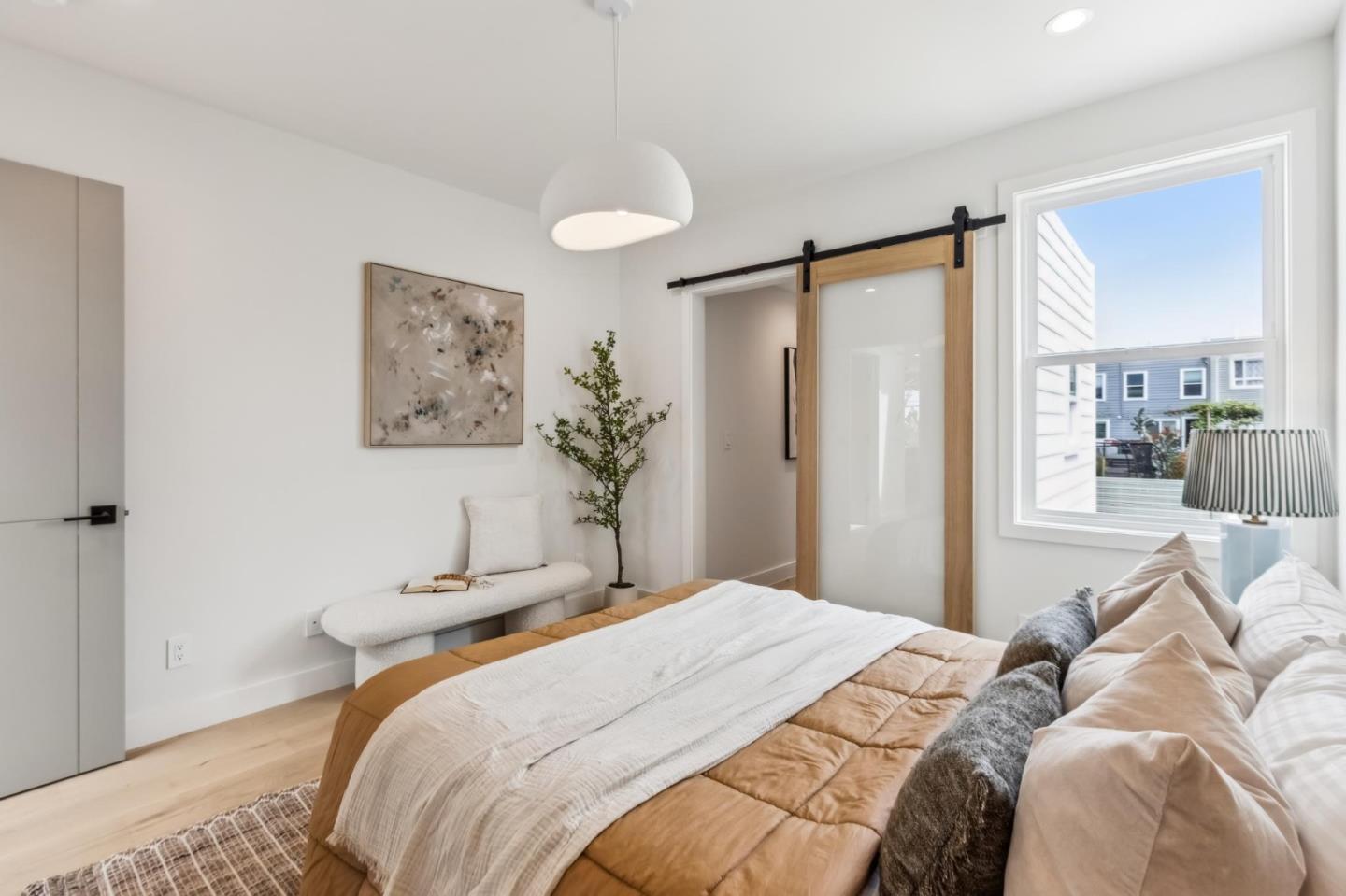 Detail Gallery Image 89 of 126 For 2250 44th Ave, San Francisco,  CA 94116 - 3 Beds | 3/2 Baths