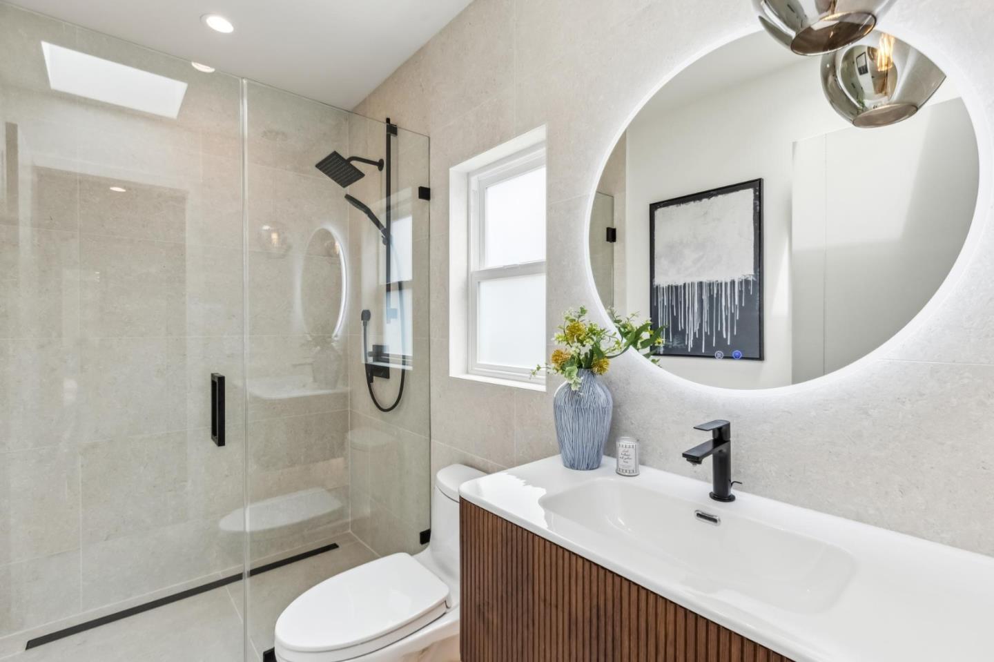 Detail Gallery Image 91 of 126 For 2250 44th Ave, San Francisco,  CA 94116 - 3 Beds | 3/2 Baths