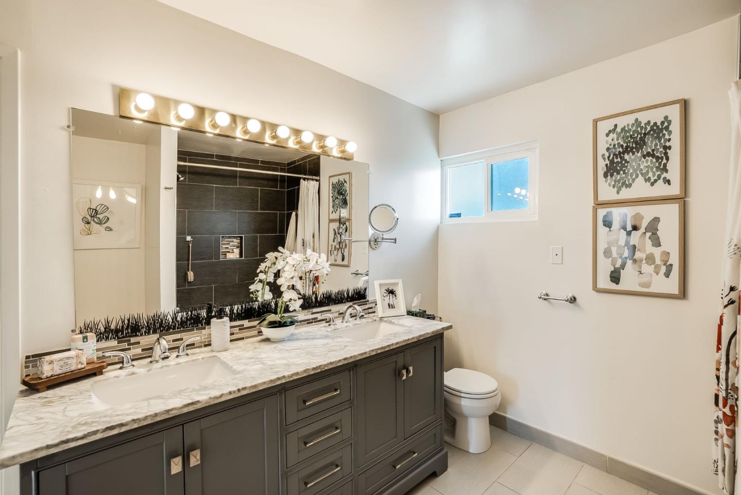 Detail Gallery Image 14 of 29 For 2270 Brentwood Ct, East Palo Alto,  CA 94303 - 5 Beds | 3 Baths