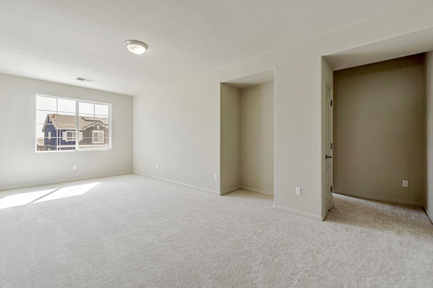 Detail Gallery Image 27 of 48 For 1962 Canyon Oaks Cir, Pittsburg,  CA 94565 - 6 Beds | 5 Baths