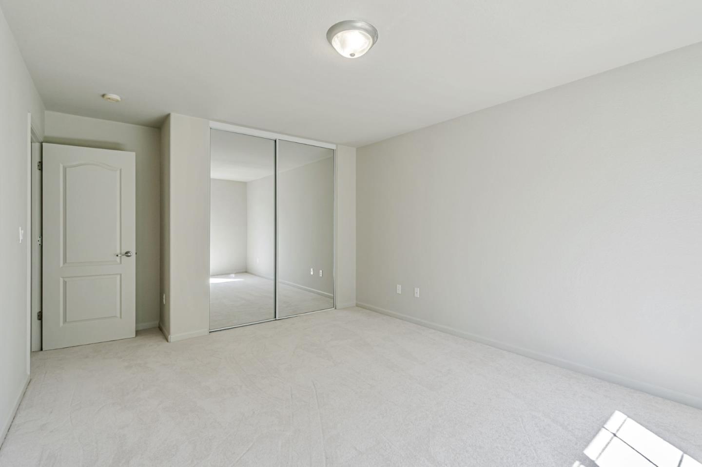 Detail Gallery Image 34 of 48 For 1962 Canyon Oaks Cir, Pittsburg,  CA 94565 - 6 Beds | 5 Baths