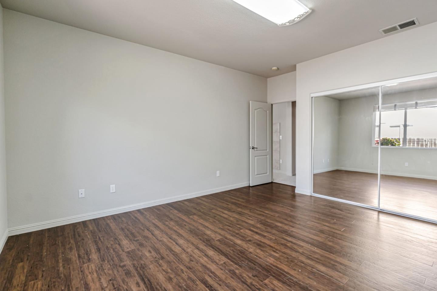 Detail Gallery Image 35 of 48 For 1962 Canyon Oaks Cir, Pittsburg,  CA 94565 - 6 Beds | 5 Baths
