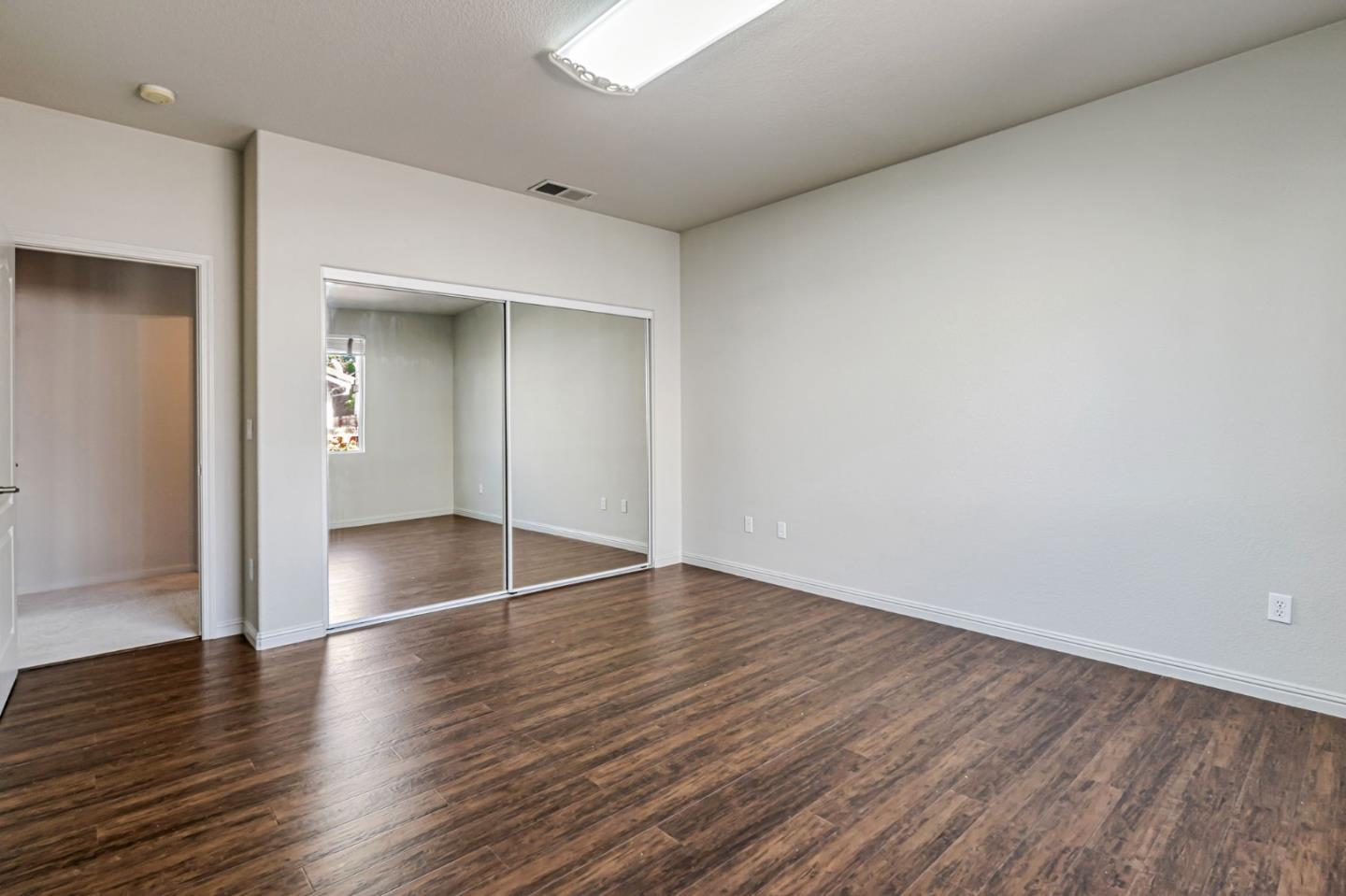 Detail Gallery Image 36 of 48 For 1962 Canyon Oaks Cir, Pittsburg,  CA 94565 - 6 Beds | 5 Baths