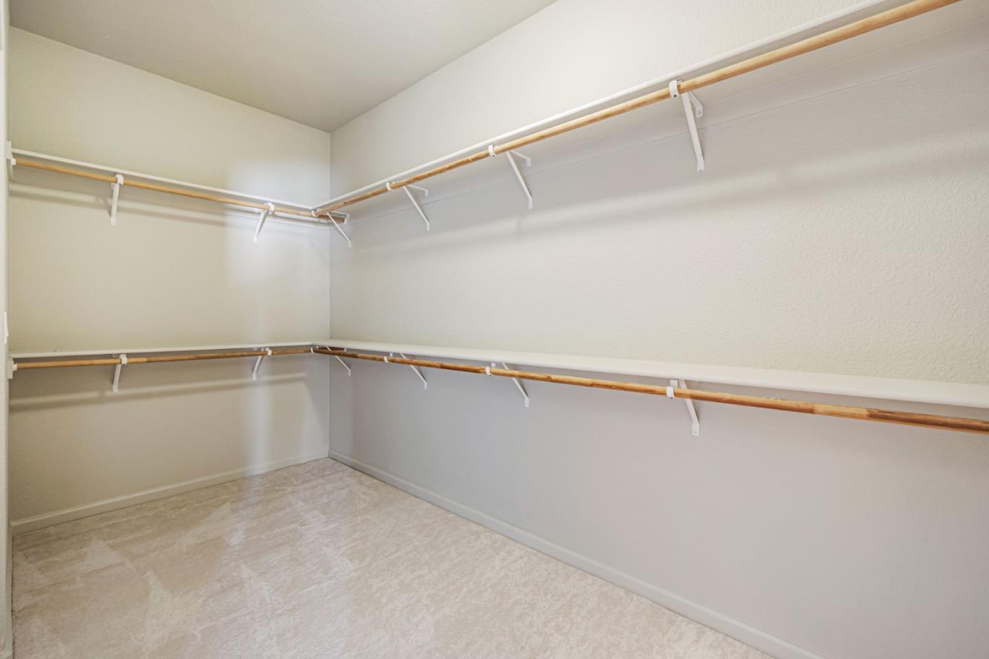 Detail Gallery Image 38 of 48 For 1962 Canyon Oaks Cir, Pittsburg,  CA 94565 - 6 Beds | 5 Baths