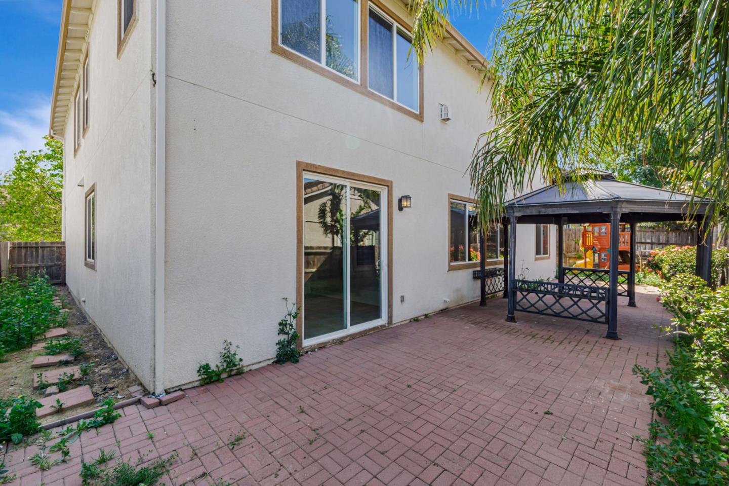 Detail Gallery Image 48 of 48 For 1962 Canyon Oaks Cir, Pittsburg,  CA 94565 - 6 Beds | 5 Baths