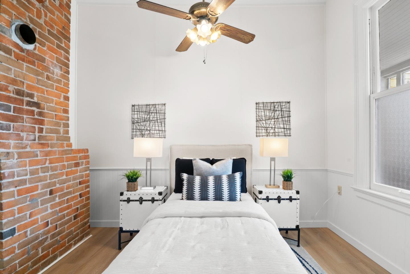 Detail Gallery Image 21 of 36 For 1512 Bay St, Santa Cruz,  CA 95060 - 4 Beds | 2 Baths