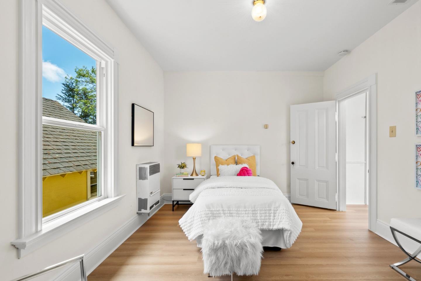 Detail Gallery Image 27 of 36 For 1512 Bay St, Santa Cruz,  CA 95060 - 4 Beds | 2 Baths
