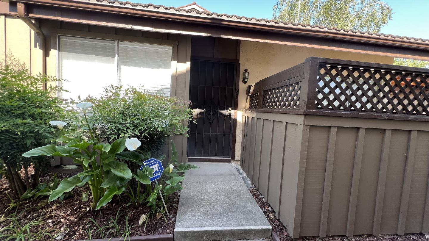 Detail Gallery Image 10 of 66 For 2315 Meadowmont Dr, San Jose,  CA 95133 - 3 Beds | 1 Baths
