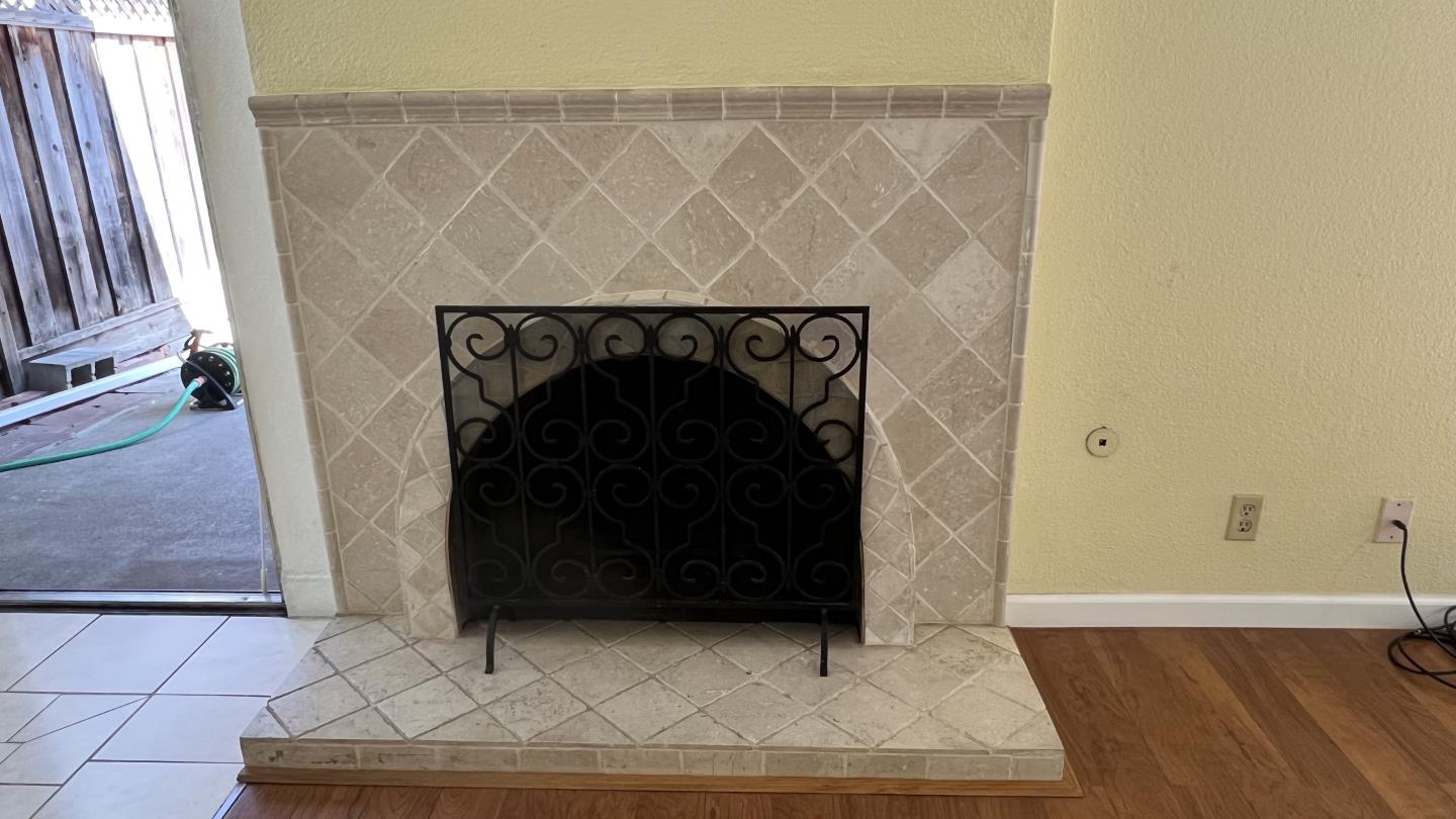 Detail Gallery Image 19 of 66 For 2315 Meadowmont Dr, San Jose,  CA 95133 - 3 Beds | 1 Baths