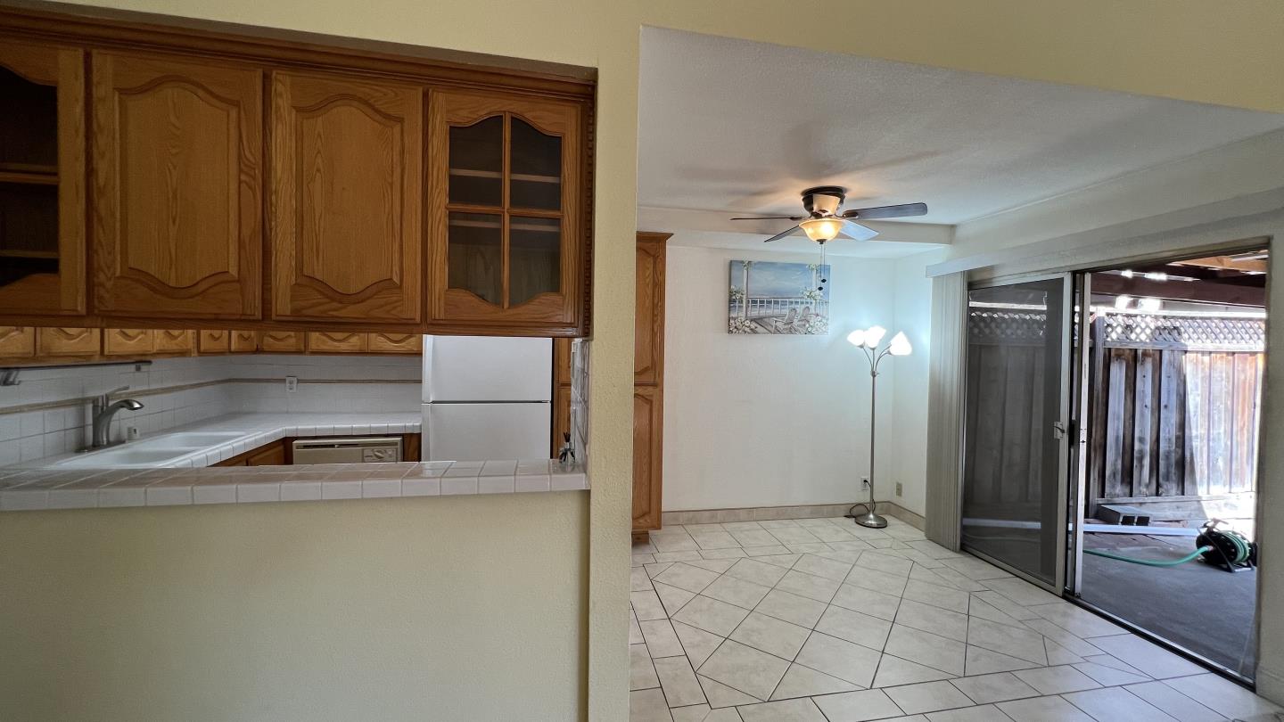 Detail Gallery Image 22 of 66 For 2315 Meadowmont Dr, San Jose,  CA 95133 - 3 Beds | 1 Baths