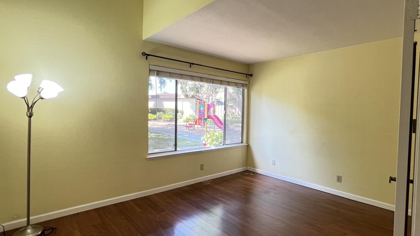 Detail Gallery Image 39 of 66 For 2315 Meadowmont Dr, San Jose,  CA 95133 - 3 Beds | 1 Baths