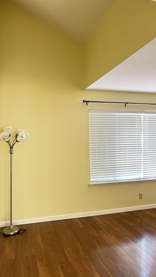 Detail Gallery Image 46 of 66 For 2315 Meadowmont Dr, San Jose,  CA 95133 - 3 Beds | 1 Baths