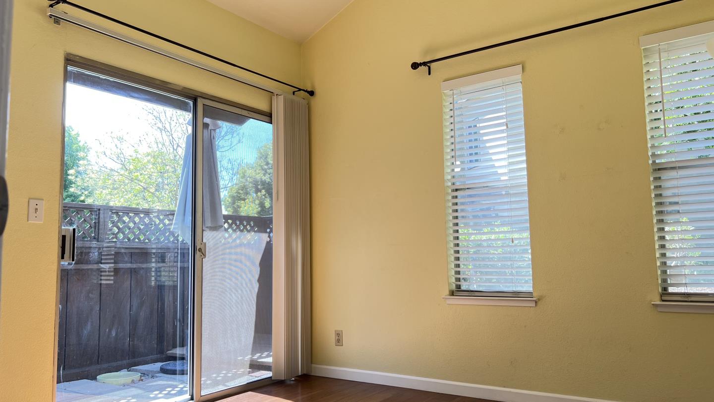 Detail Gallery Image 47 of 66 For 2315 Meadowmont Dr, San Jose,  CA 95133 - 3 Beds | 1 Baths