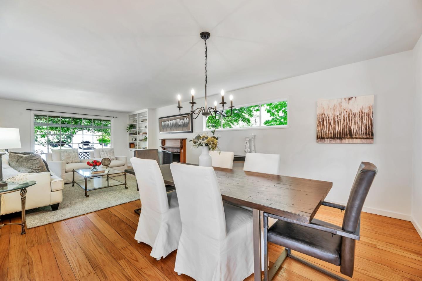 Detail Gallery Image 15 of 56 For 632 Saint Claire Dr, Palo Alto,  CA 94306 - 5 Beds | 2/1 Baths