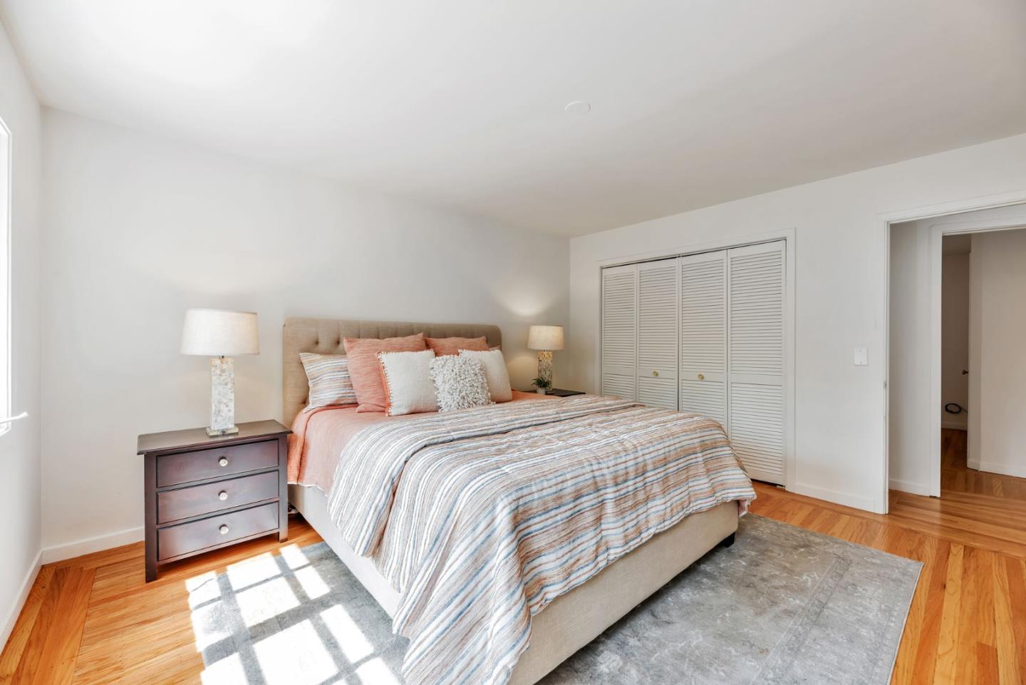 Detail Gallery Image 23 of 56 For 632 Saint Claire Dr, Palo Alto,  CA 94306 - 5 Beds | 2/1 Baths