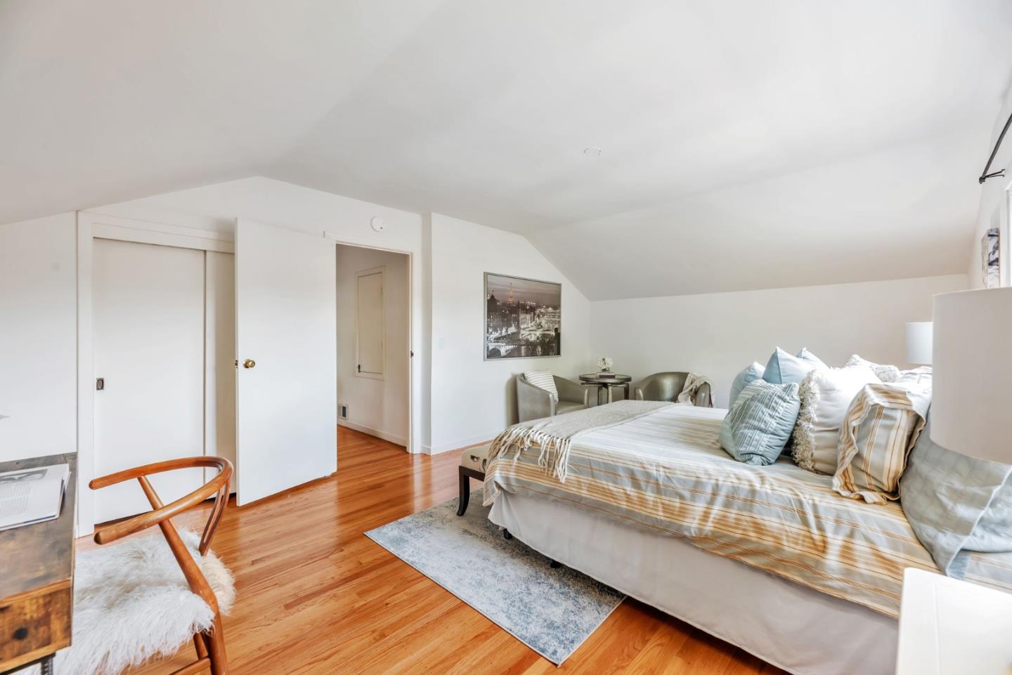 Detail Gallery Image 26 of 56 For 632 Saint Claire Dr, Palo Alto,  CA 94306 - 5 Beds | 2/1 Baths
