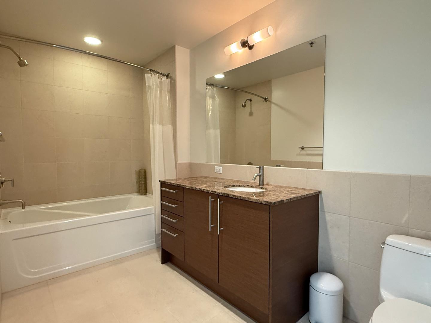 Detail Gallery Image 12 of 19 For 338 Spear St 16e,  San Francisco,  CA 94105 - 2 Beds | 2 Baths