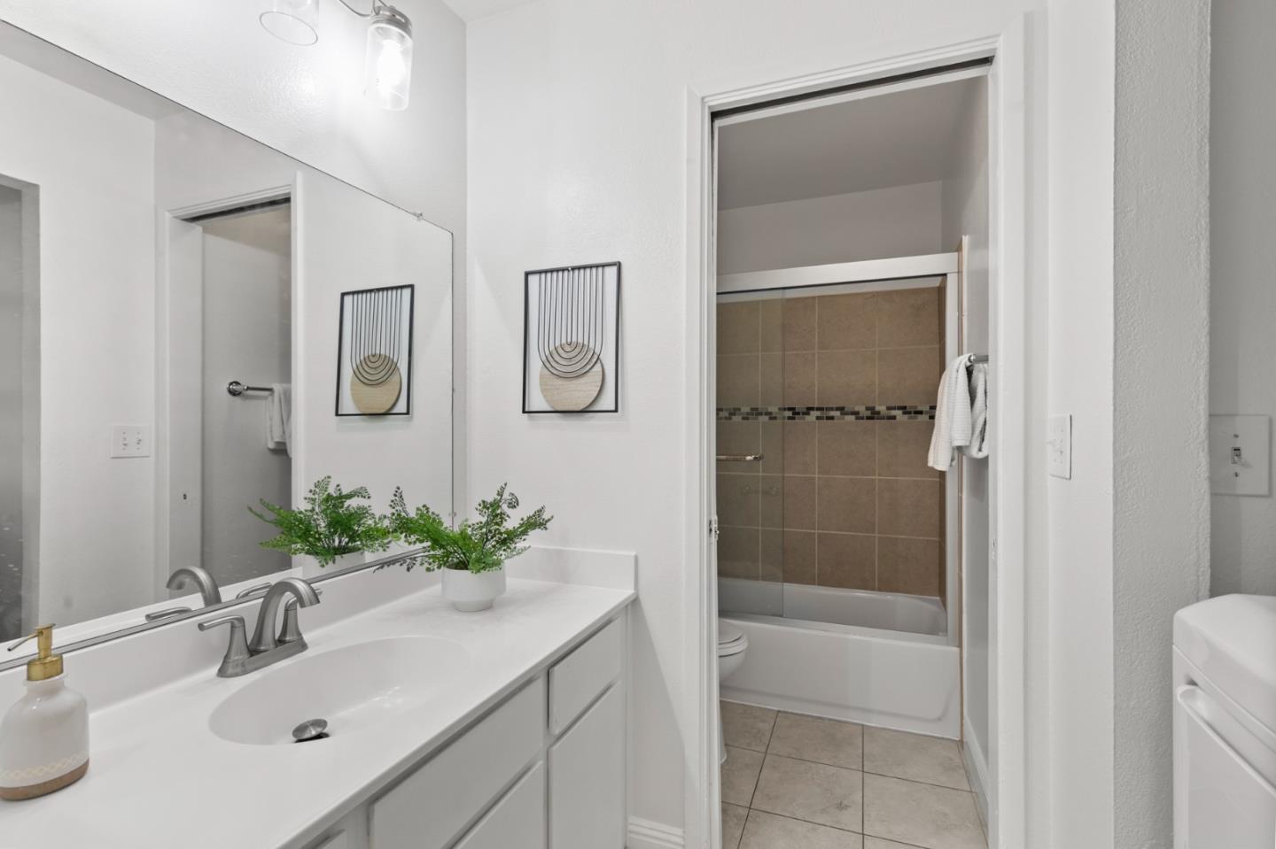Detail Gallery Image 12 of 23 For 5521 Sean Cir #79,  San Jose,  CA 95123 - 3 Beds | 2 Baths