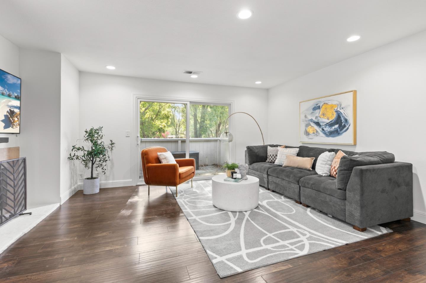Detail Gallery Image 2 of 23 For 5521 Sean Cir #79,  San Jose,  CA 95123 - 3 Beds | 2 Baths