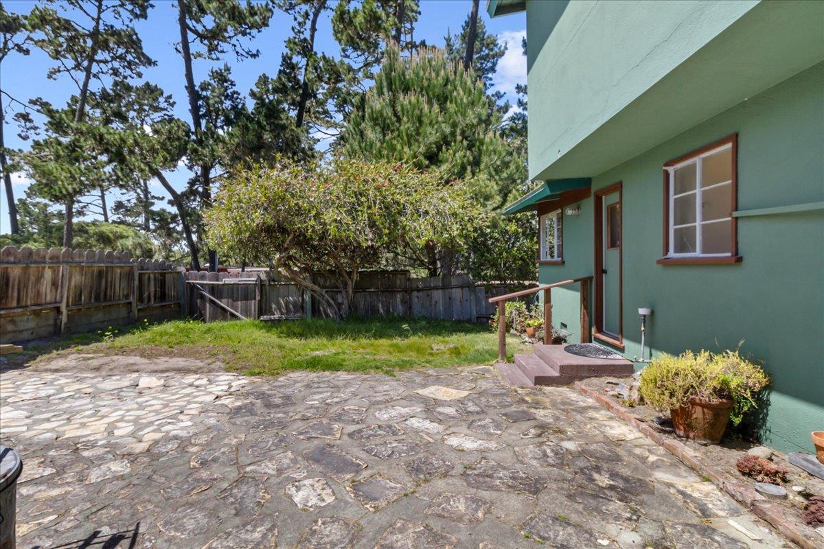 Detail Gallery Image 23 of 27 For 799 Lottie St, Monterey,  CA 93940 - 3 Beds | 2 Baths