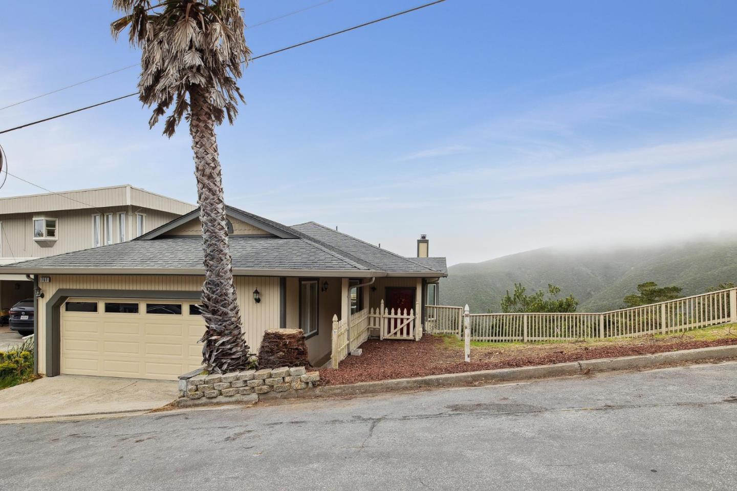 Detail Gallery Image 1 of 61 For 767 El Granada Blvd, Half Moon Bay,  CA 94019 - 3 Beds | 2 Baths