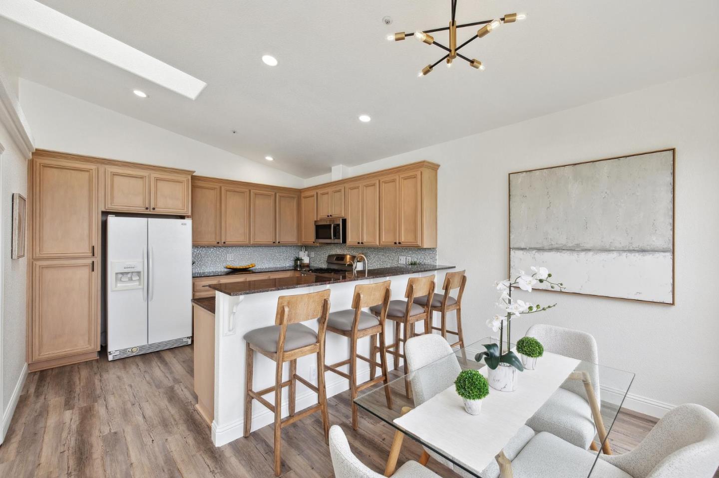 Detail Gallery Image 18 of 61 For 767 El Granada Blvd, Half Moon Bay,  CA 94019 - 3 Beds | 2 Baths