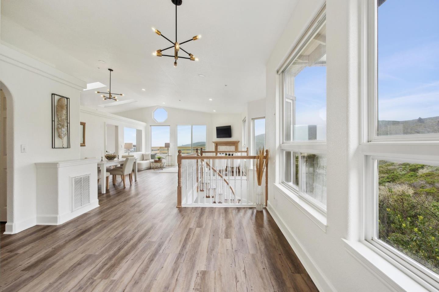 Detail Gallery Image 2 of 61 For 767 El Granada Blvd, Half Moon Bay,  CA 94019 - 3 Beds | 2 Baths