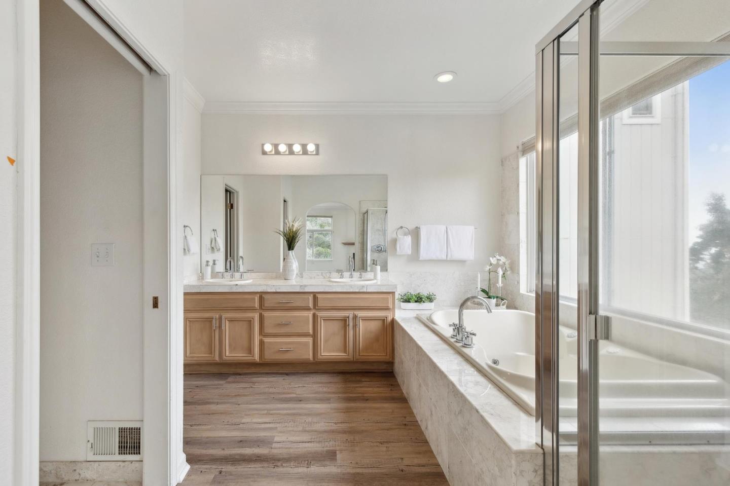 Detail Gallery Image 33 of 61 For 767 El Granada Blvd, Half Moon Bay,  CA 94019 - 3 Beds | 2 Baths