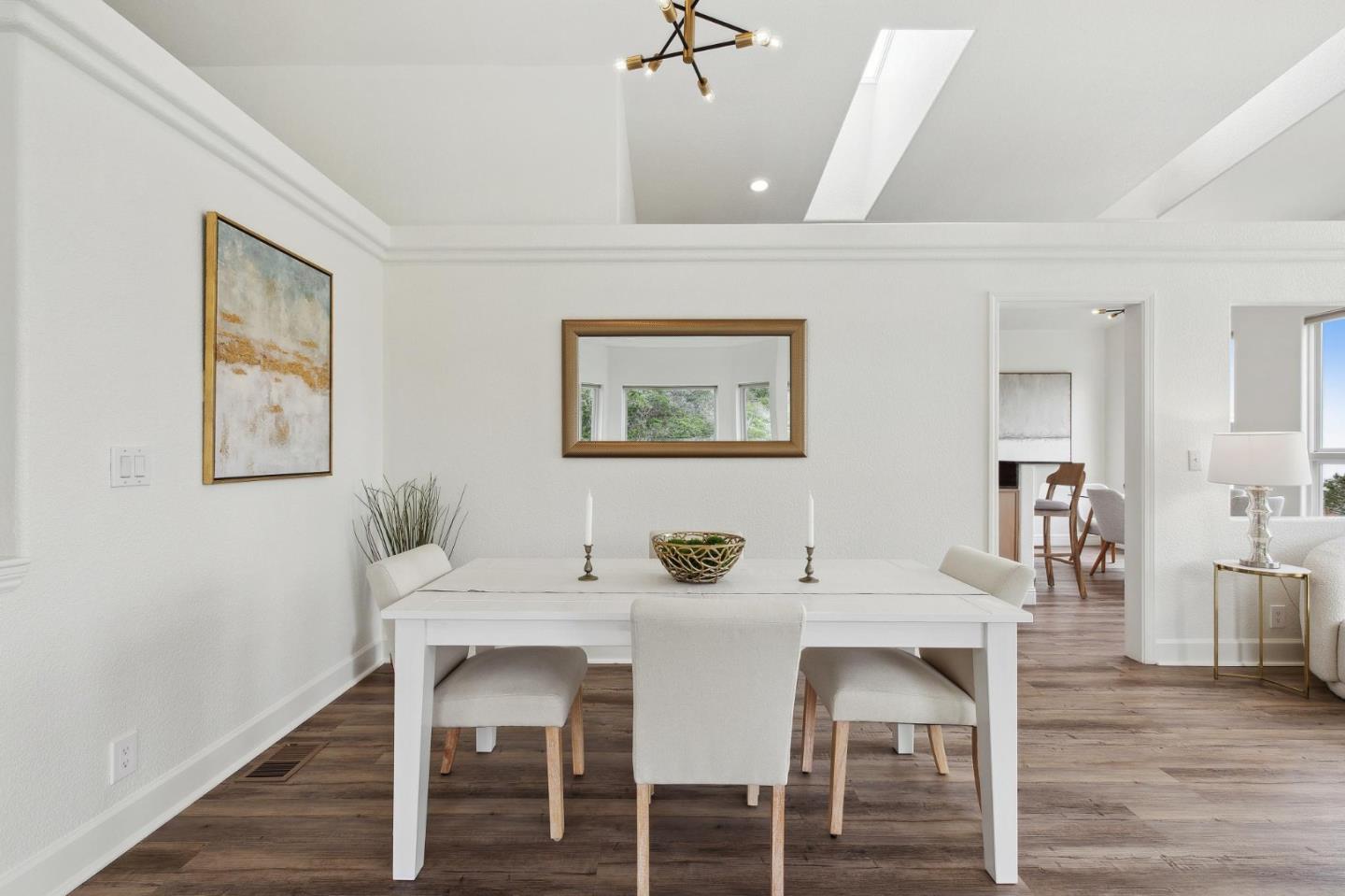 Detail Gallery Image 5 of 61 For 767 El Granada Blvd, Half Moon Bay,  CA 94019 - 3 Beds | 2 Baths