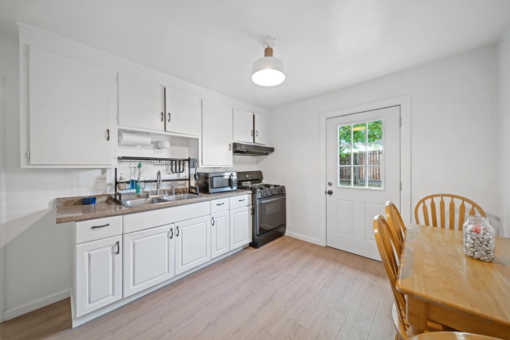 Detail Gallery Image 15 of 24 For 9 W 15th St, Antioch,  CA 94509 - 2 Beds | 1 Baths