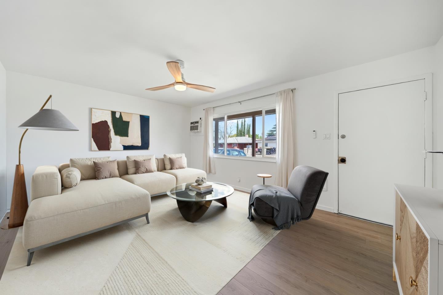 Detail Gallery Image 3 of 24 For 9 W 15th St, Antioch,  CA 94509 - 2 Beds | 1 Baths