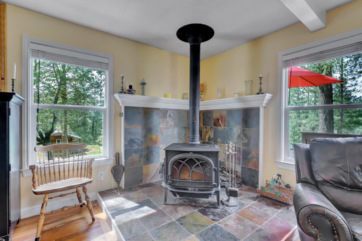 Detail Gallery Image 4 of 40 For 17188 Lawton Way #2,  Grass Valley,  CA 95945 - 3 Beds | 2 Baths
