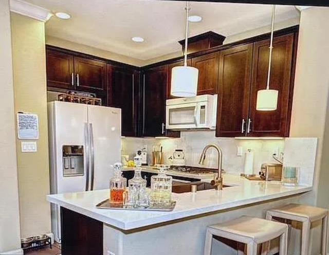 Detail Gallery Image 5 of 7 For 471 La Scena Pl, San Jose,  CA 95128 - 3 Beds | 2/1 Baths