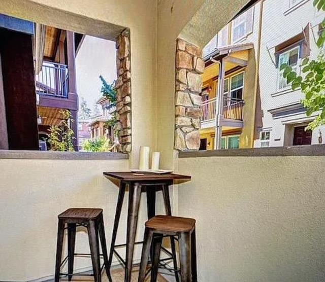 Detail Gallery Image 7 of 7 For 471 La Scena Pl, San Jose,  CA 95128 - 3 Beds | 2/1 Baths