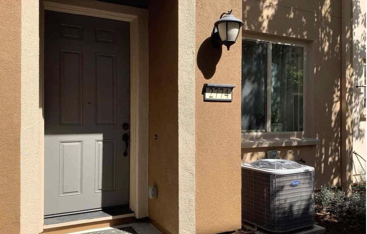 Detail Gallery Image 1 of 25 For 2774 Ferrara Cir, San Jose,  CA 95111 - 3 Beds | 3/1 Baths