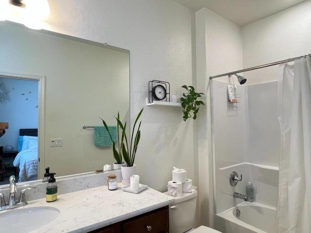 Detail Gallery Image 17 of 25 For 2774 Ferrara Cir, San Jose,  CA 95111 - 3 Beds | 3/1 Baths