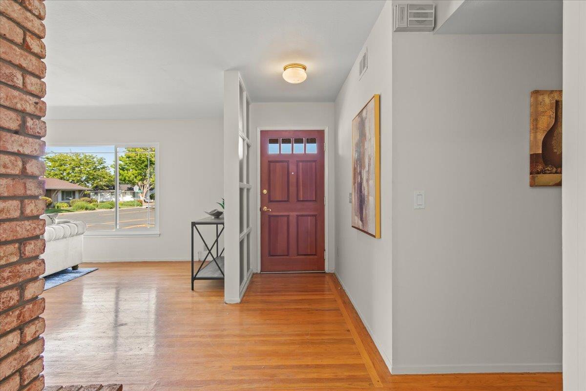 Detail Gallery Image 15 of 58 For 1455 Elka Ave, San Jose,  CA 95129 - 4 Beds | 2 Baths