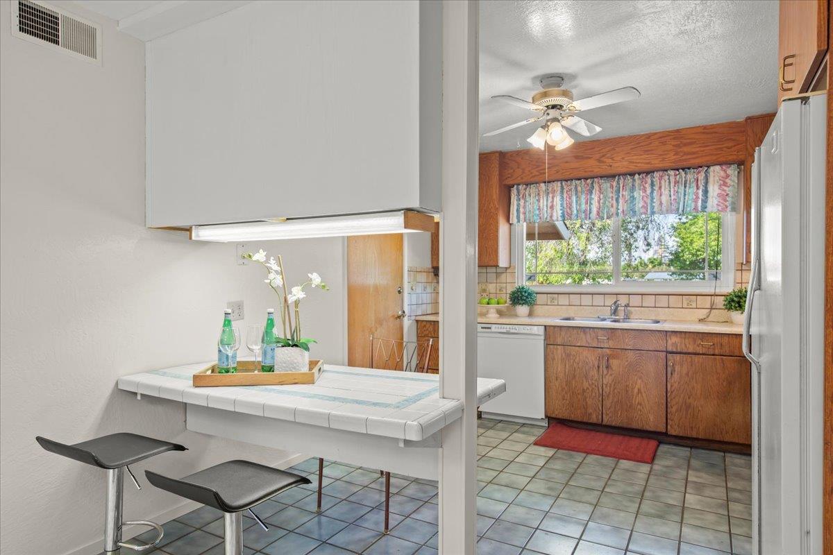 Detail Gallery Image 21 of 58 For 1455 Elka Ave, San Jose,  CA 95129 - 4 Beds | 2 Baths