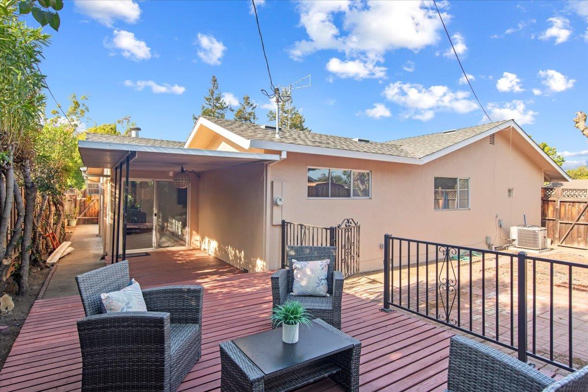 Detail Gallery Image 38 of 58 For 1455 Elka Ave, San Jose,  CA 95129 - 4 Beds | 2 Baths