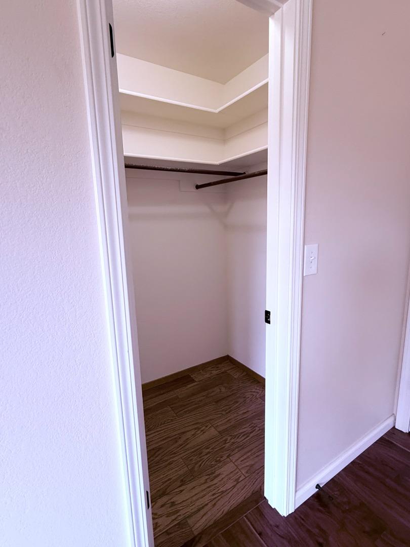 Detail Gallery Image 15 of 26 For 820 Neil Dr, Hollister,  CA 95023 - 3 Beds | 2 Baths