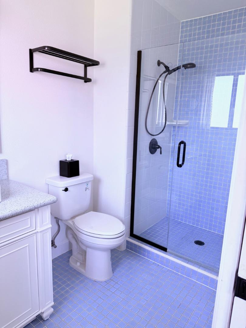 Detail Gallery Image 17 of 26 For 820 Neil Dr, Hollister,  CA 95023 - 3 Beds | 2 Baths