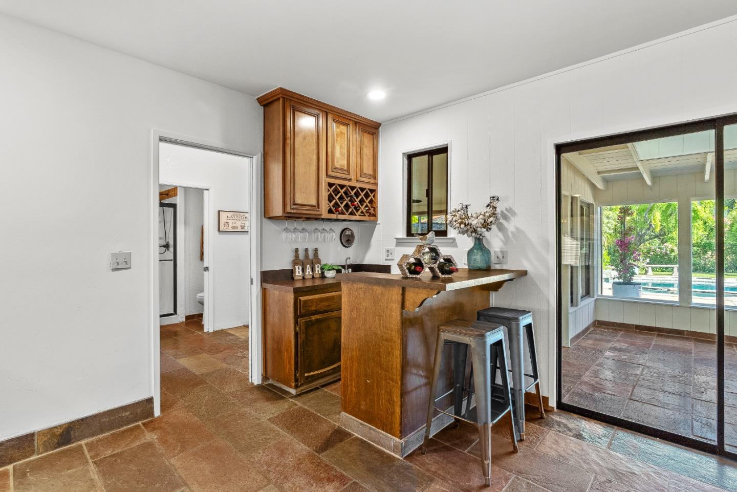 Detail Gallery Image 20 of 79 For 19535 Almaden Rd, San Jose,  CA 95120 - 4 Beds | 2/1 Baths