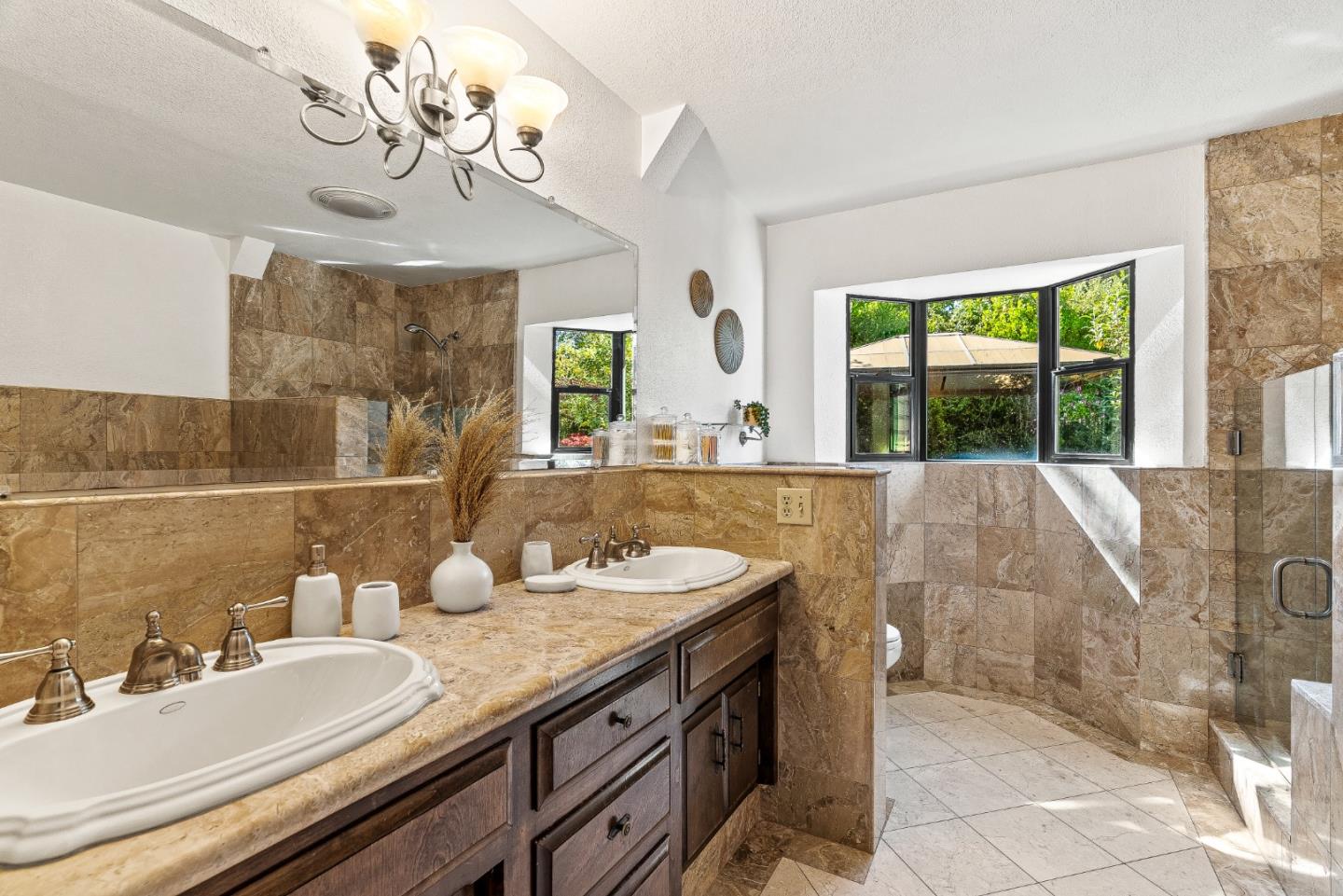Detail Gallery Image 30 of 79 For 19535 Almaden Rd, San Jose,  CA 95120 - 4 Beds | 2/1 Baths